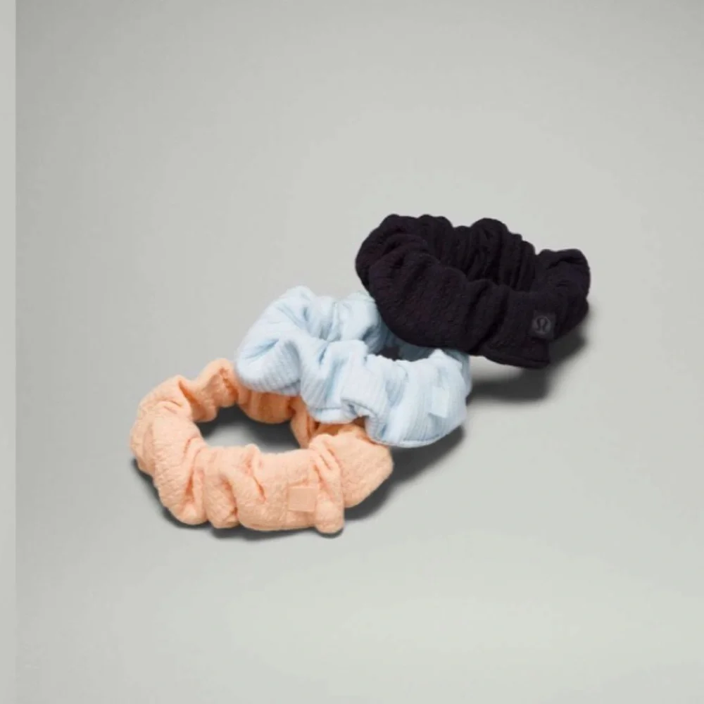Lululemon 3 Pack Uplifting Scrunchies/ Textured